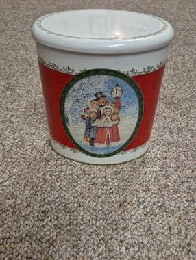 Vintage 1970s FTD Holiday Carolers Decorative Tin Made In Brazil